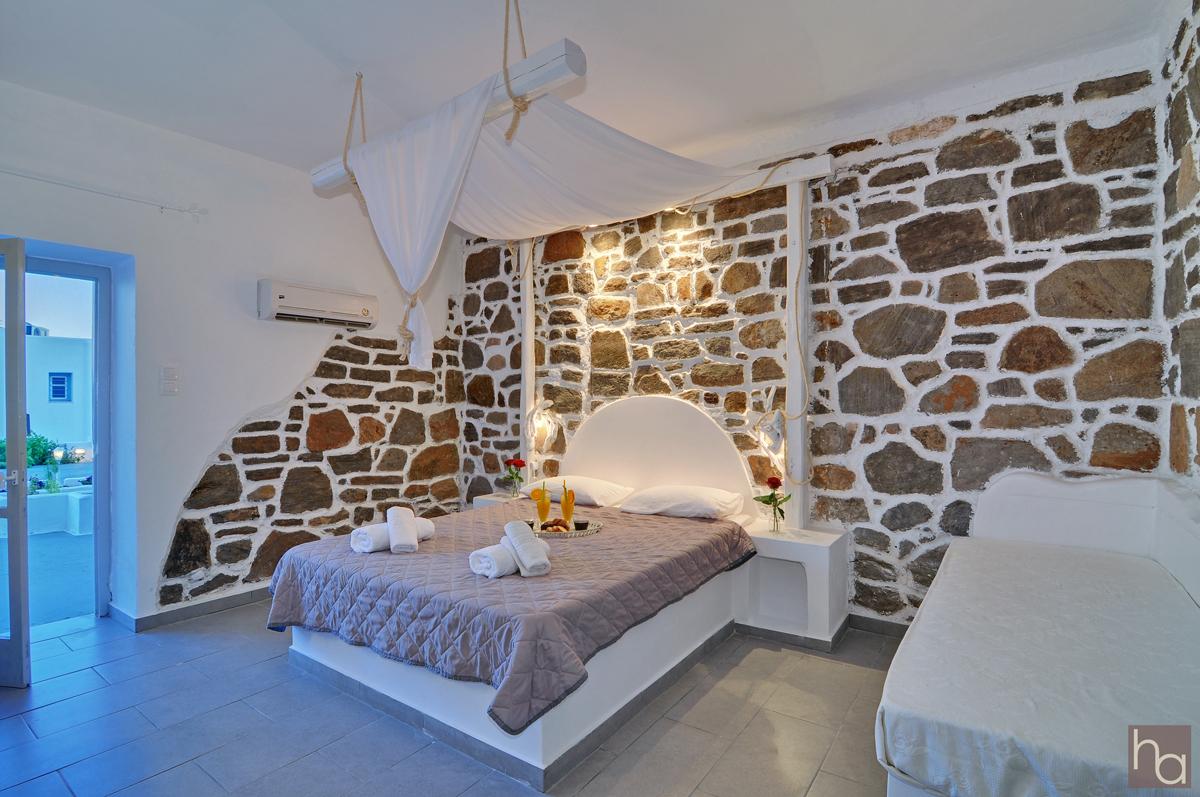 Hotel Adamas Buitenkant foto
