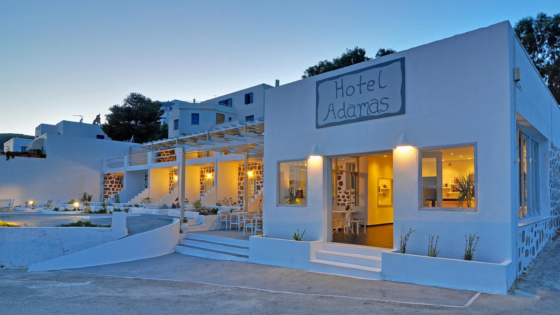 Hotel Adamas Buitenkant foto